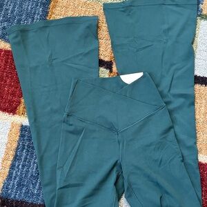 Aerie OFFLINE Hi-Rise short length in deep green